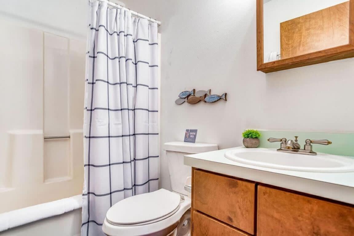Brilliant In Bellview-Back Unit-- Mins To Nas Pensacola, Beach, Shopping Exterior foto