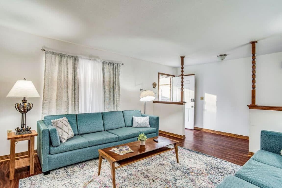 Brilliant In Bellview-Back Unit-- Mins To Nas Pensacola, Beach, Shopping Exterior foto