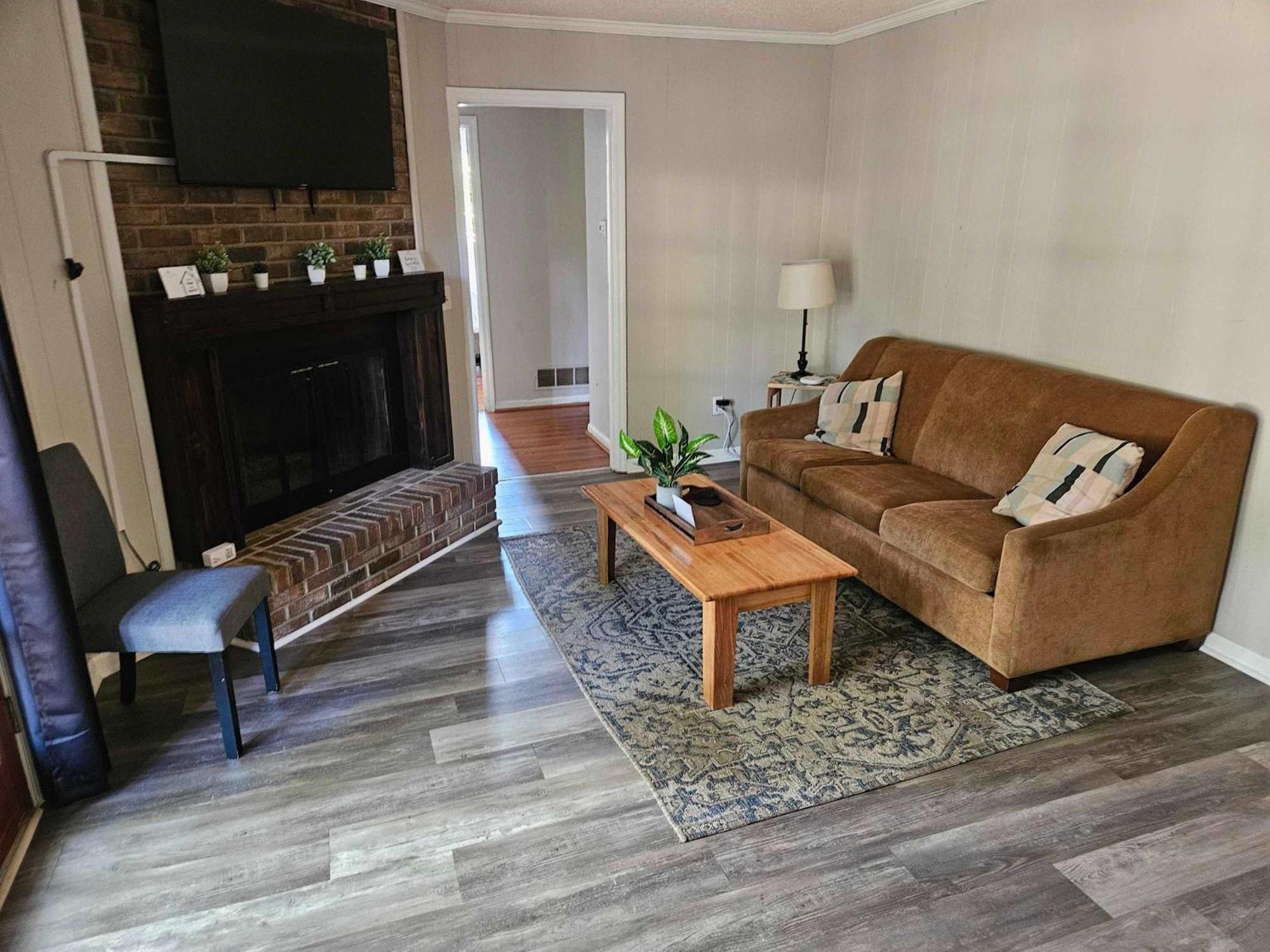 Brilliant In Bellview-Back Unit-- Mins To Nas Pensacola, Beach, Shopping Exterior foto