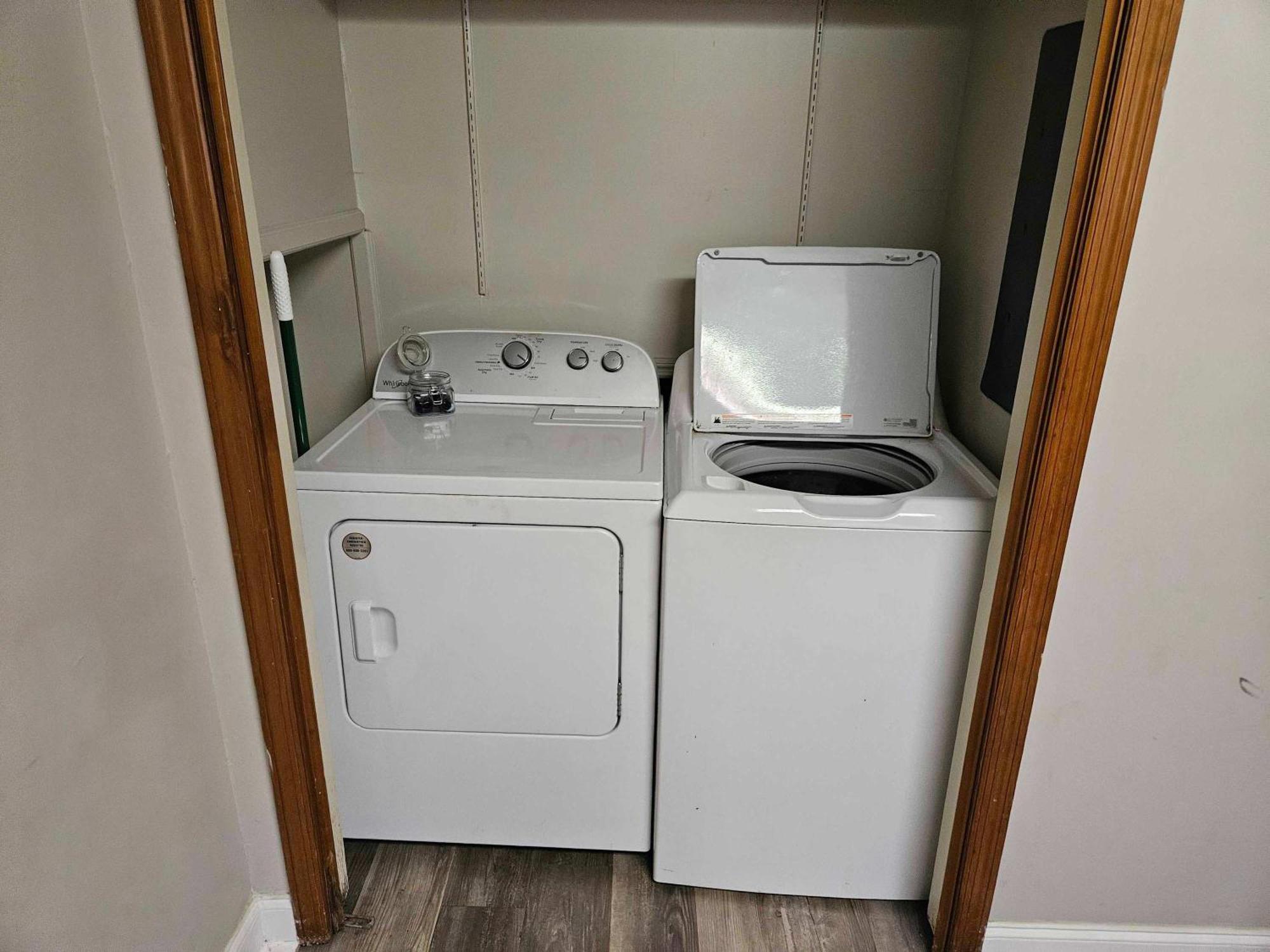 Brilliant In Bellview-Back Unit-- Mins To Nas Pensacola, Beach, Shopping Exterior foto